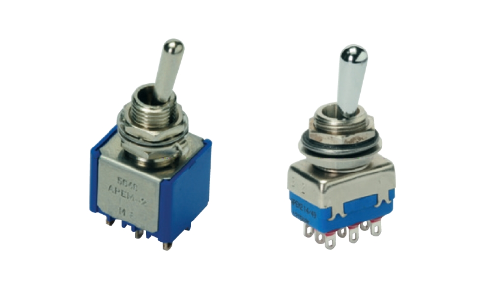 MINIATURE TOGGLE SWITCH